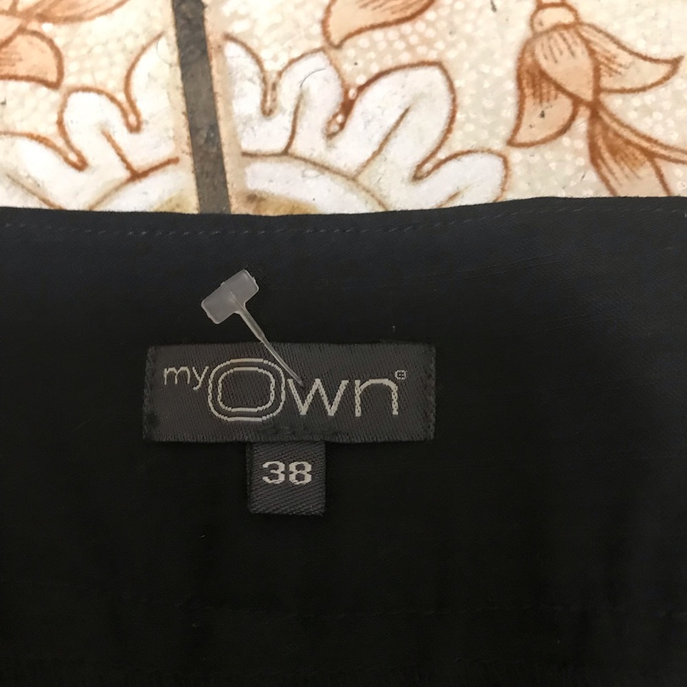 Pants - Picture 4 of 7